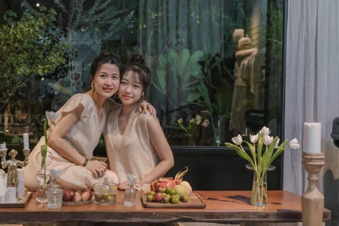 我跟一个女孩暗示我喜欢她，为啥没有回复我呢？游戏画面